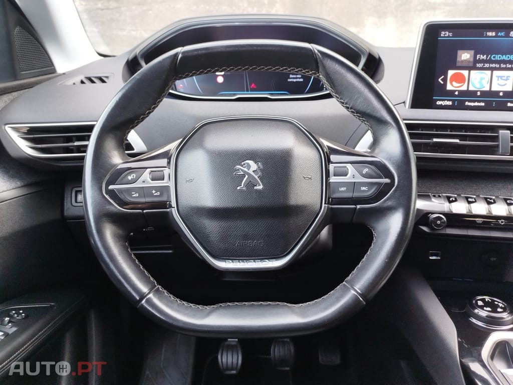 Peugeot 5008 1.2 PureTech Allure Grip Control