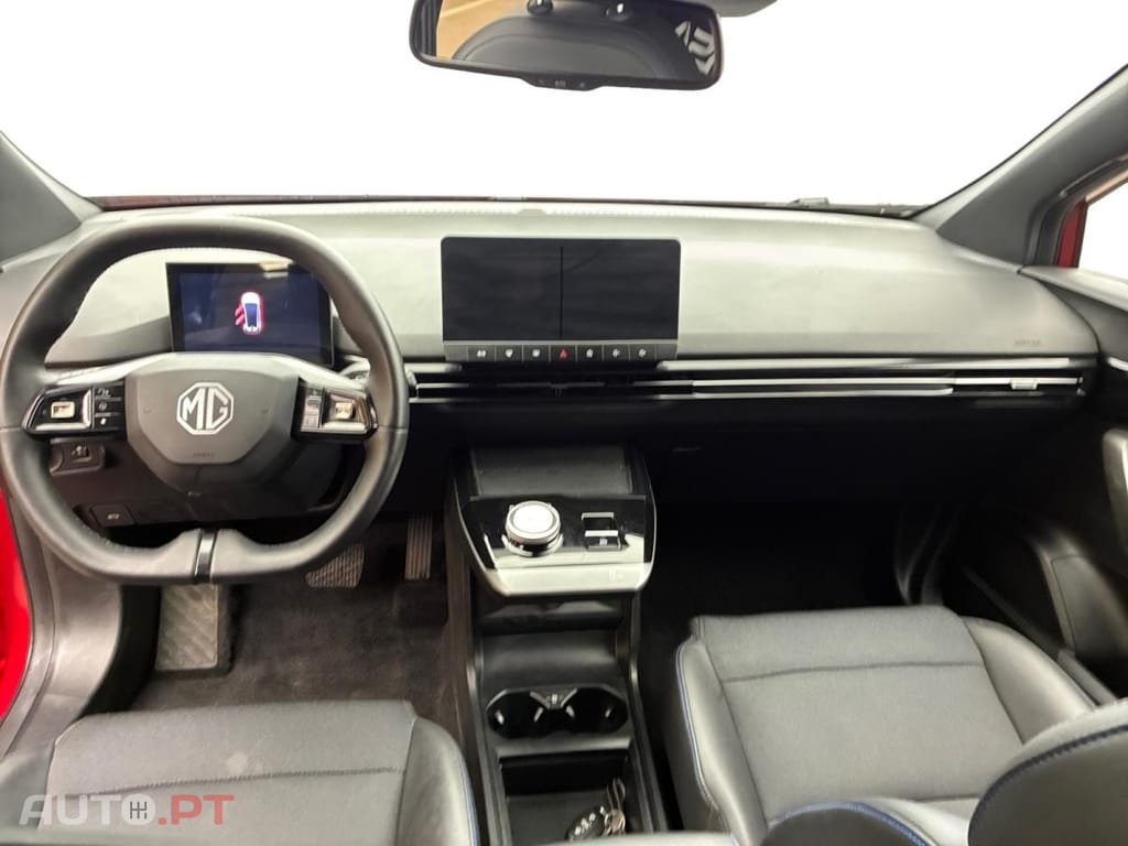 MG MG4 64 kWh Luxury