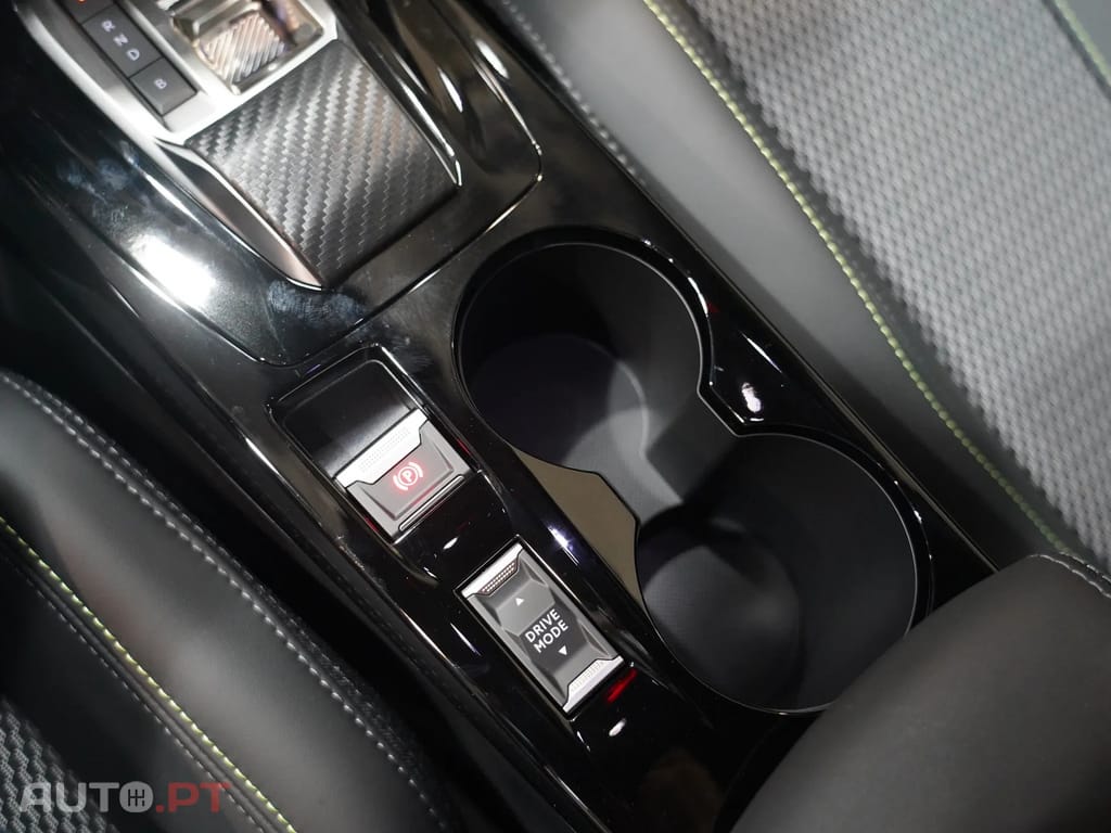 Peugeot E-2008 54 kWh GT