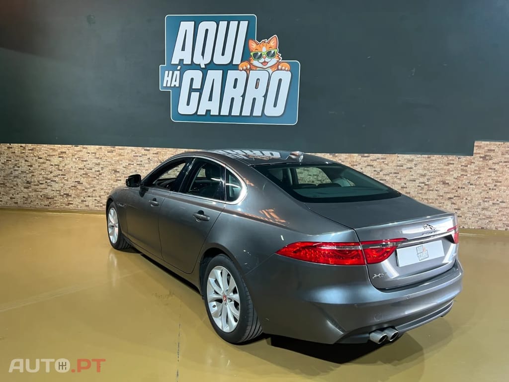 Jaguar XF 2.0 D