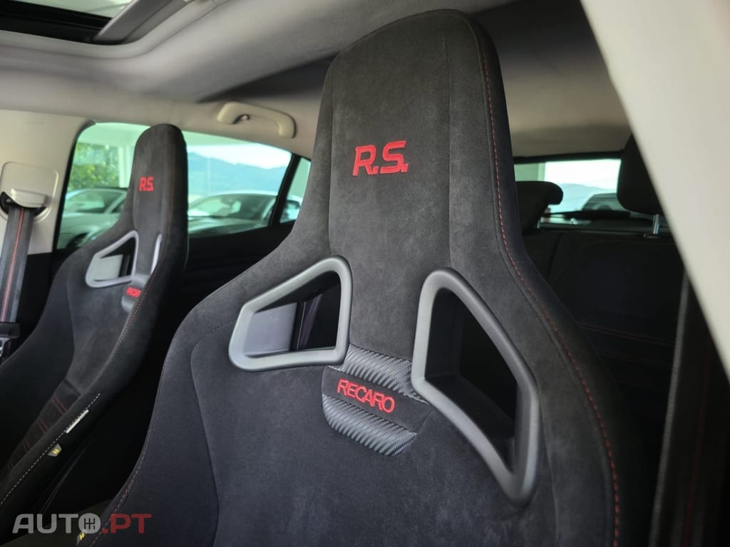 Renault Mégane TCe 300 GPF EDC R.S. TROPHY