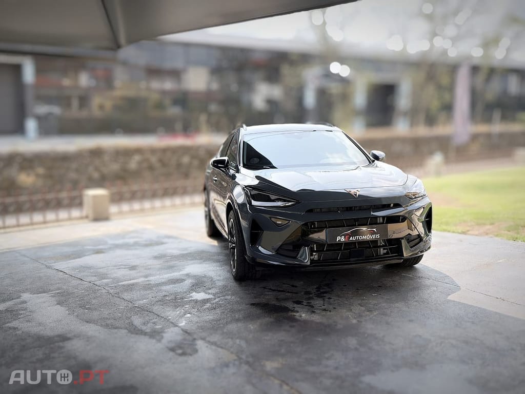 CUPRA Formentor 1.5 e-Hybrid DSG — fotografia 3