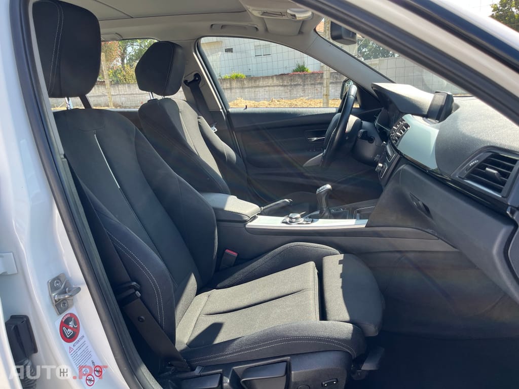 BMW 318 d Touring Sport Line