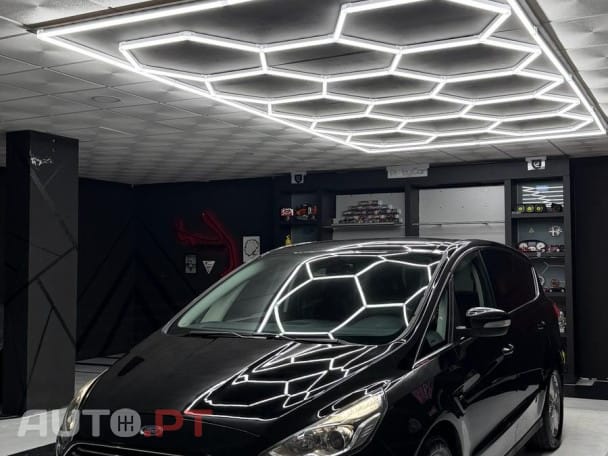 Ford S-Max 2.0 TDCi Titanium