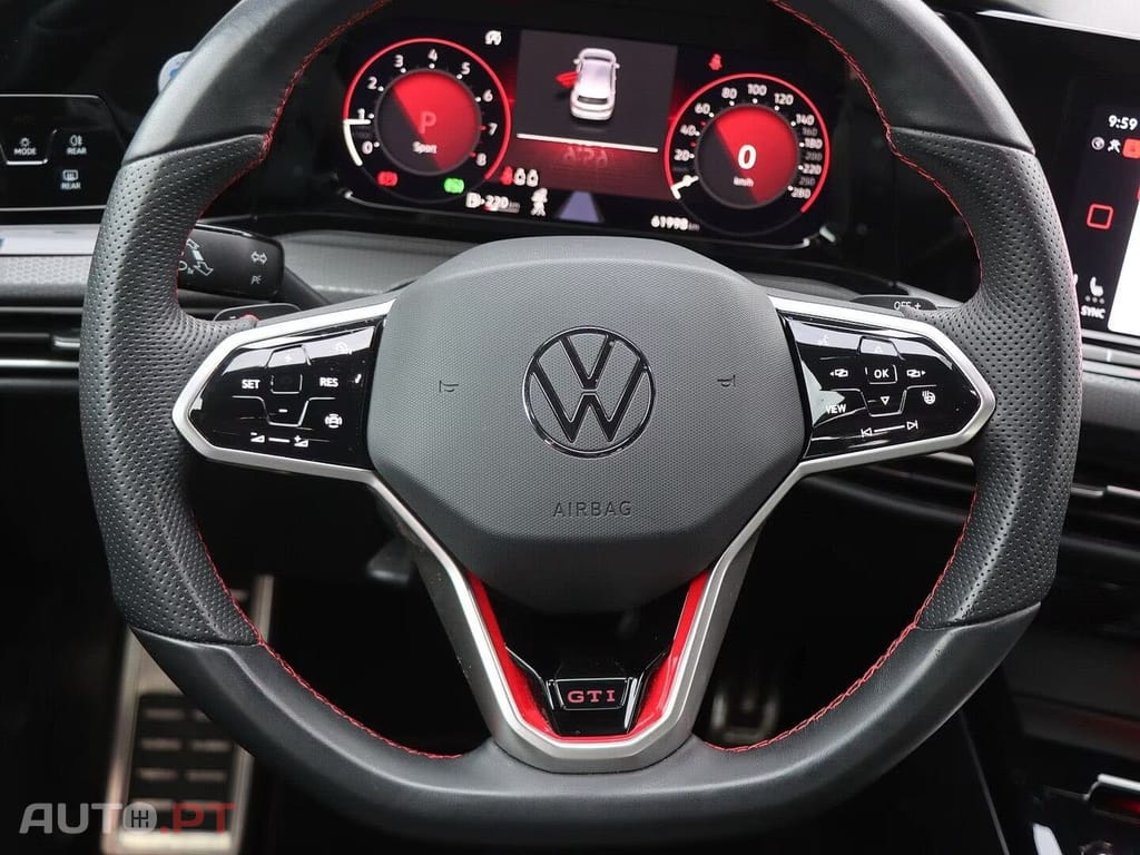 Volkswagen Golf 2.0 TSI GTI DSG