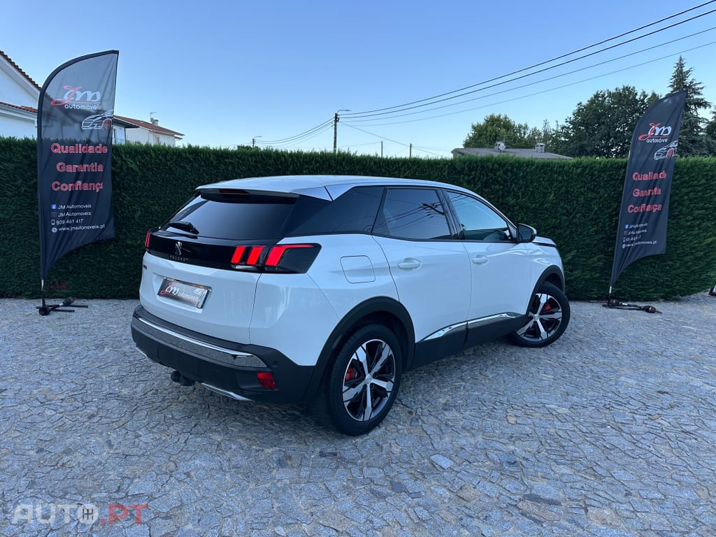 Peugeot 3008 1.2 PureTech Allure