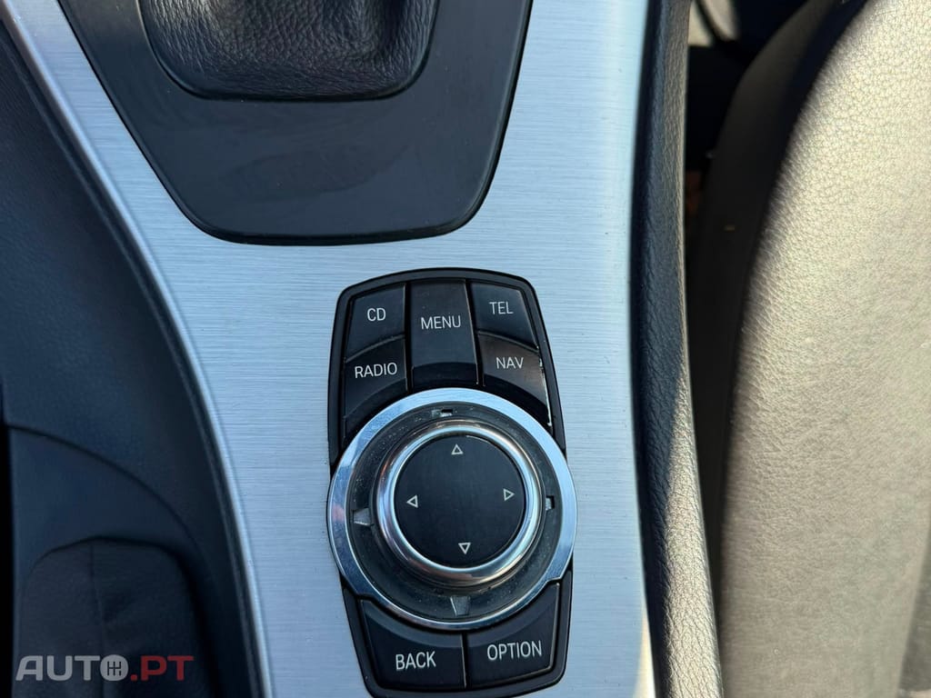 BMW 320 d Auto
