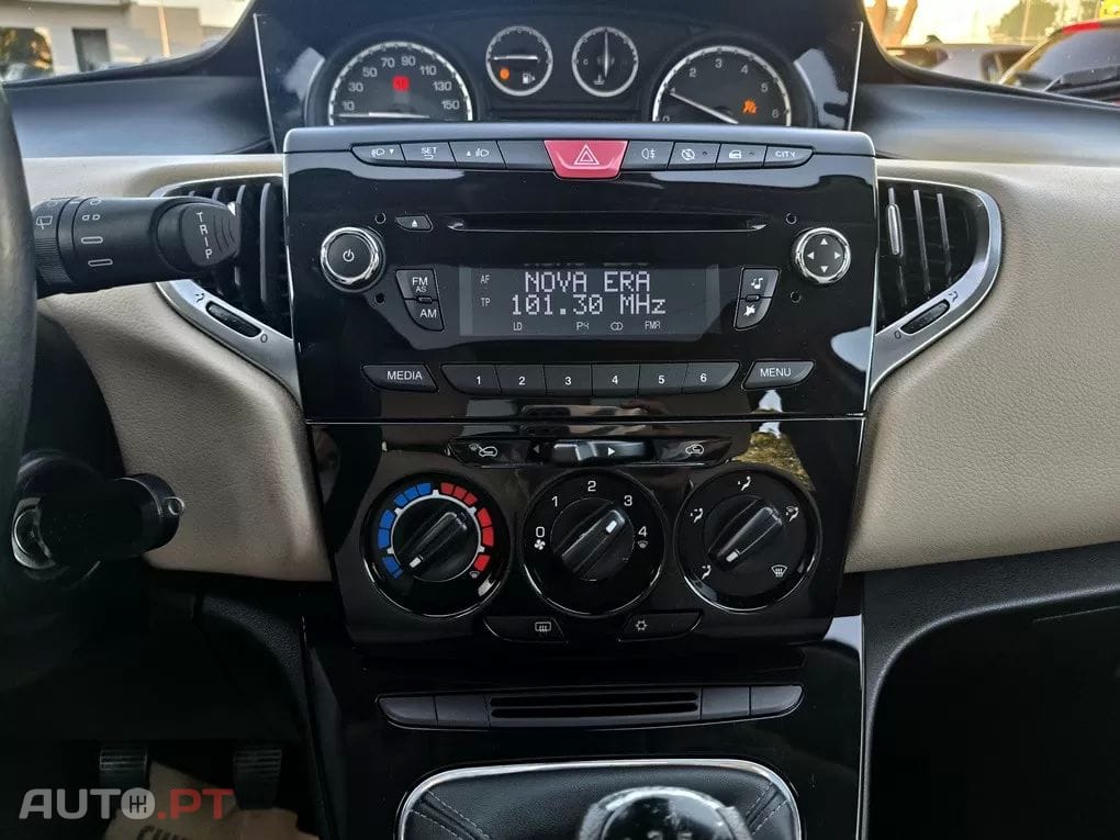 Lancia Ypsilon 1.2 S&S Fashion