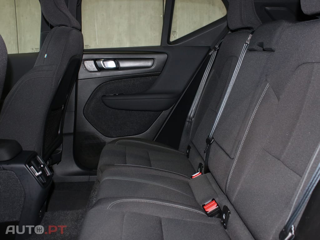 Volvo XC40 Recharge Core