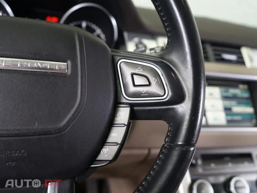 Land Rover Evoque 2.2 eD4 Pure