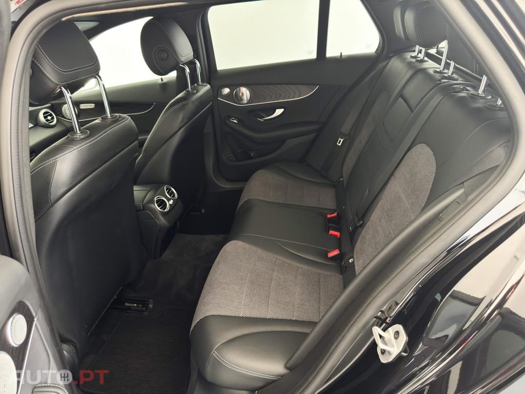 Mercedes-Benz C 300 de Avantgarde