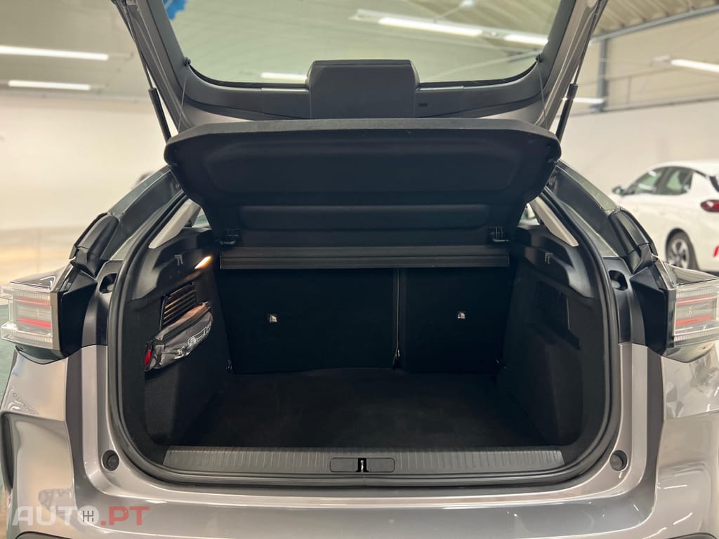 Citroen C4 1.2 Hybrid Plus e-DSC6