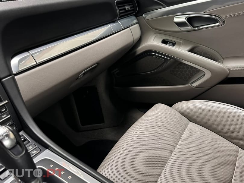 Porsche 911 Carrera 2 S PDK