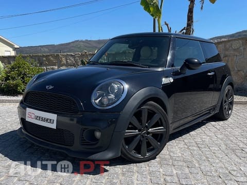 MINI Cooper Pack John Cooper Works
