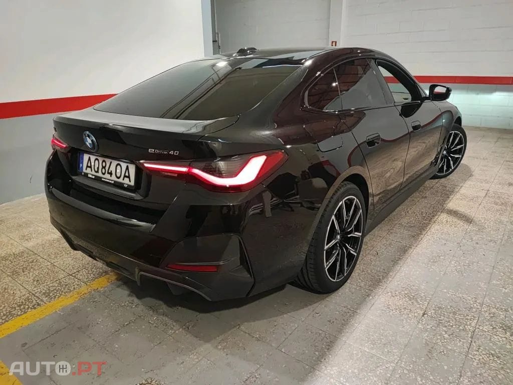 BMW i4 eDrive40 Desportiva M