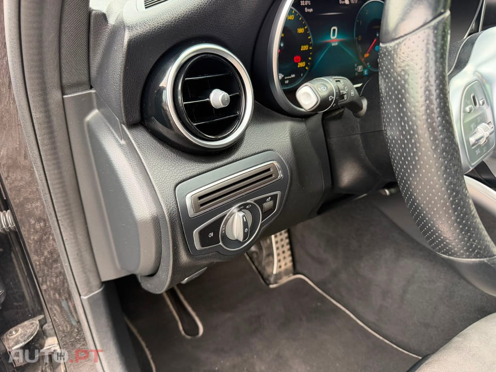 Mercedes-Benz C 300 de AMG Line