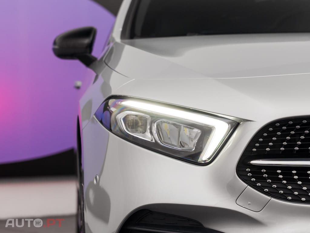 Mercedes-Benz A 250 e AMG Line
