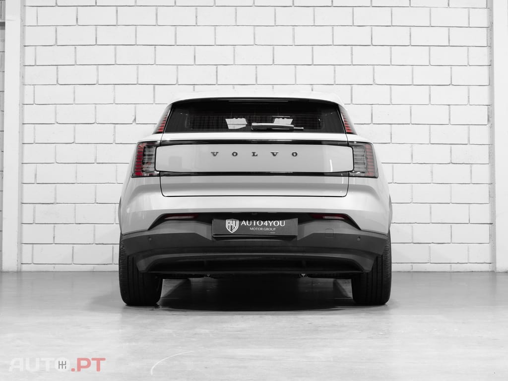 Volvo EX30 69 kWh Single Motor Extended Range Core