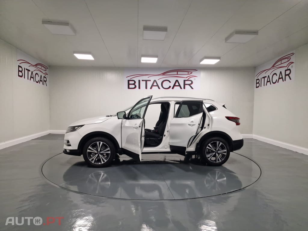 Nissan Qashqai 1.5 dCi N-Connecta