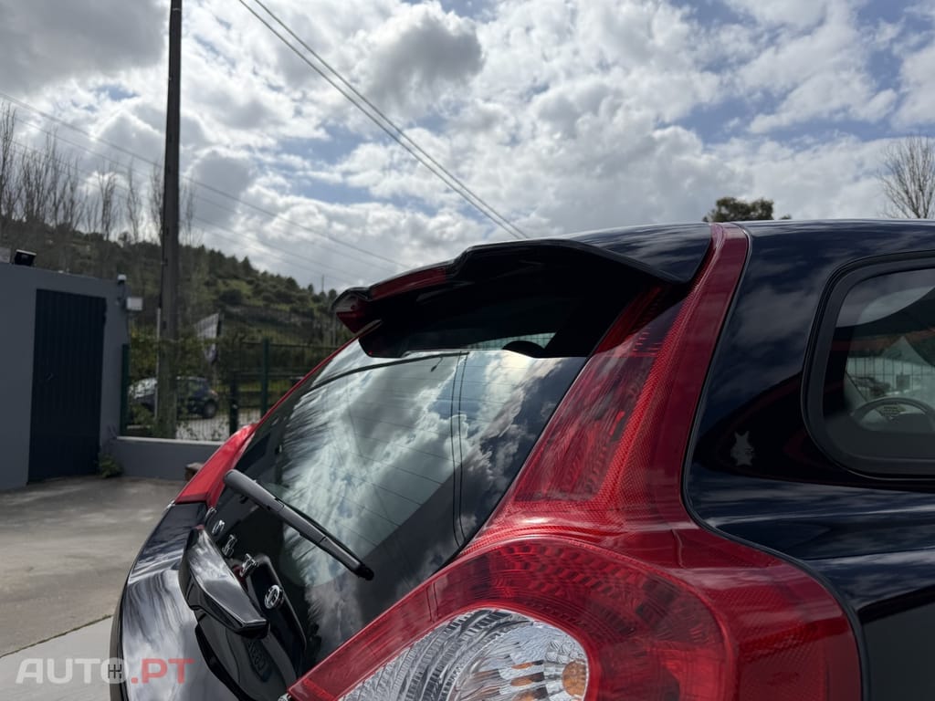 Volvo C30 1.6 D Drive 99g R-Design Start/Stop