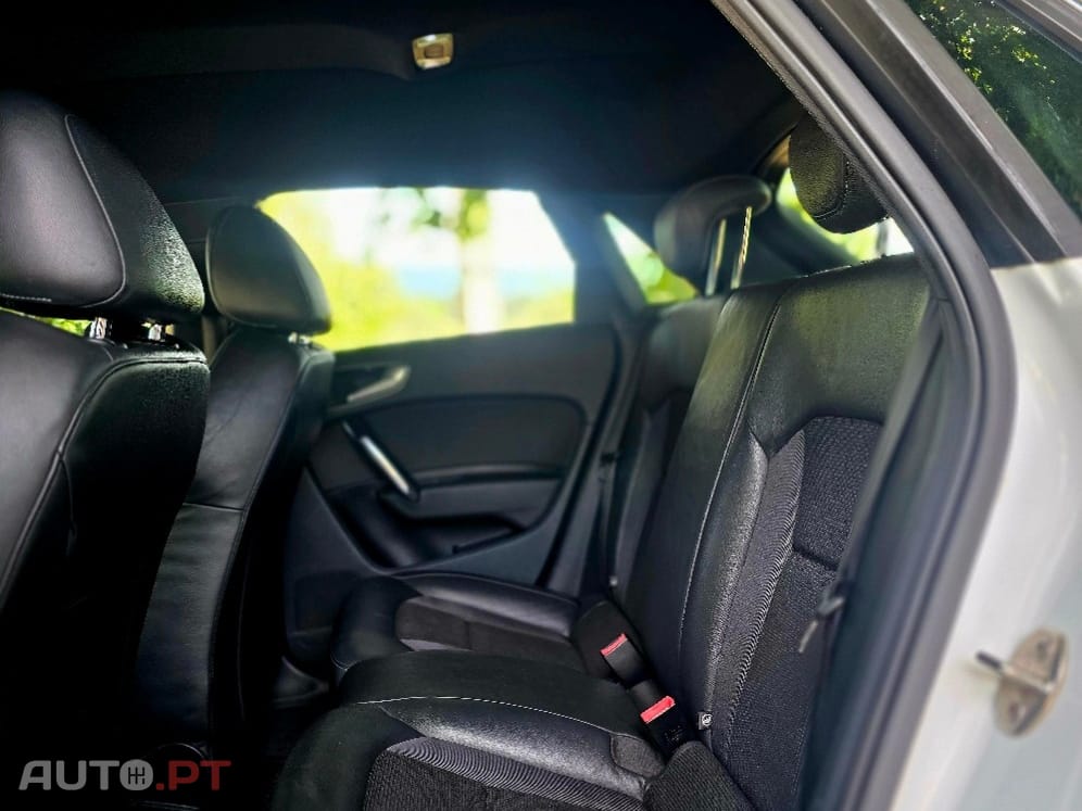 Audi A1 1.6 TDi S-line
