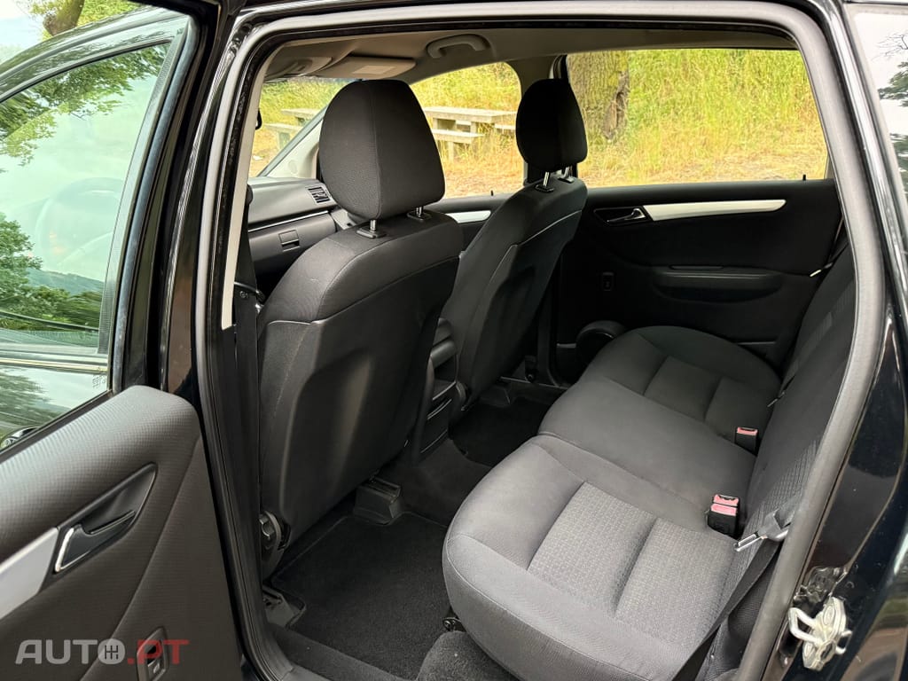 Mercedes-Benz B 180 CDi