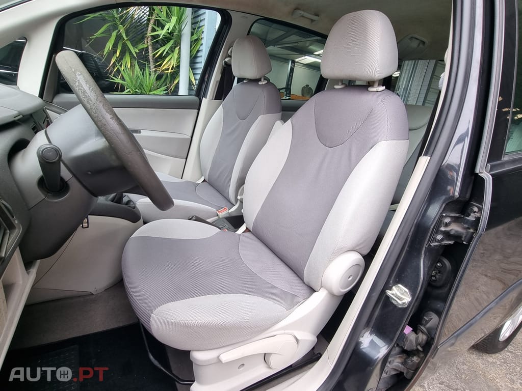 Fiat Idea 1.2 16V Active