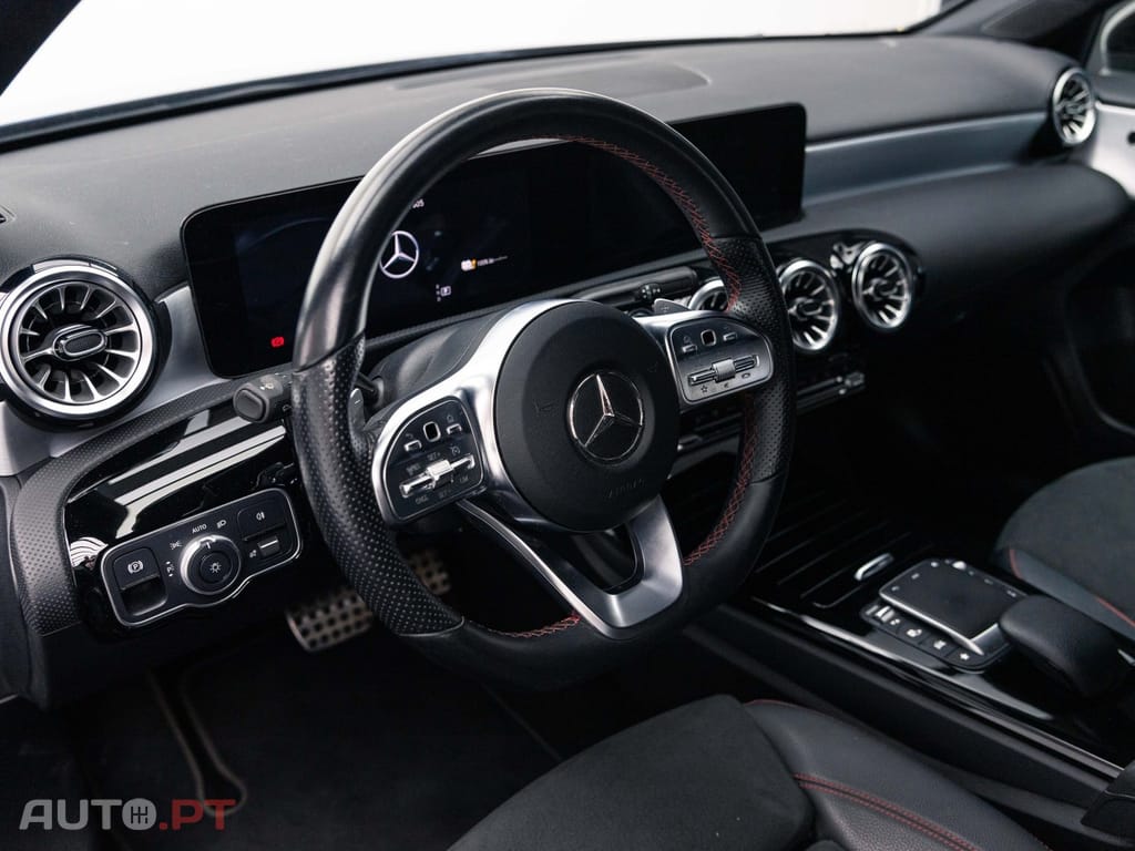 Mercedes-Benz A 250 e AMG Line