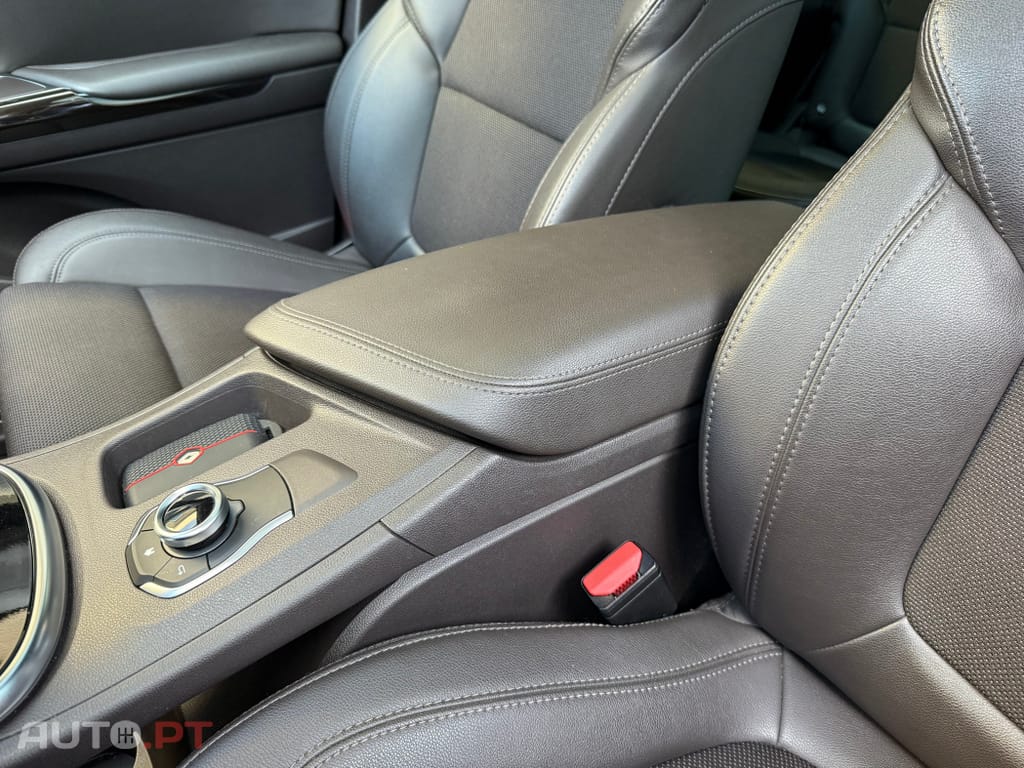 Renault Espace Energy dCi 130 Intens