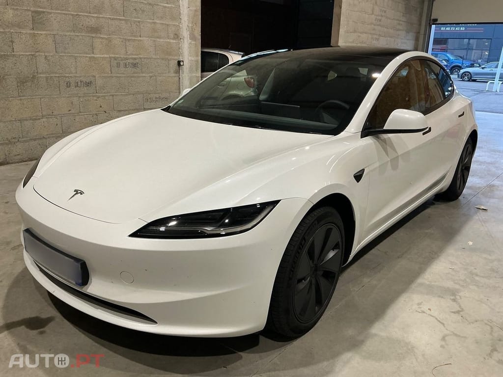 Tesla Model 3 Tração Traseira Premium