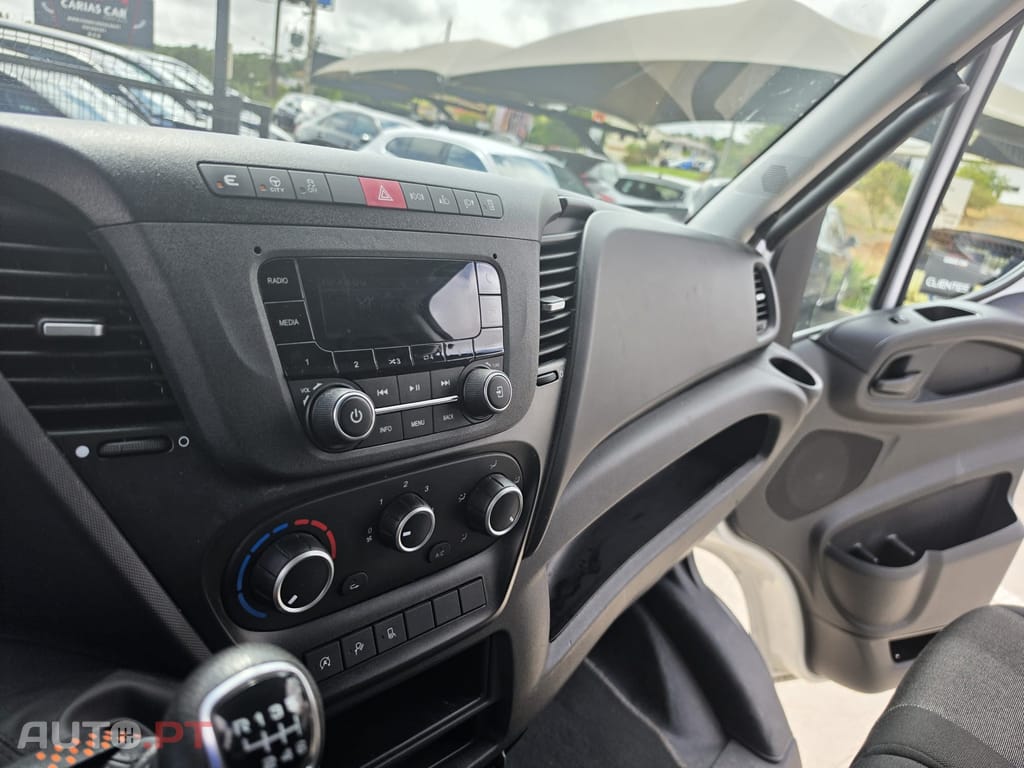 Iveco Daily 2.3D 35S16 Longa