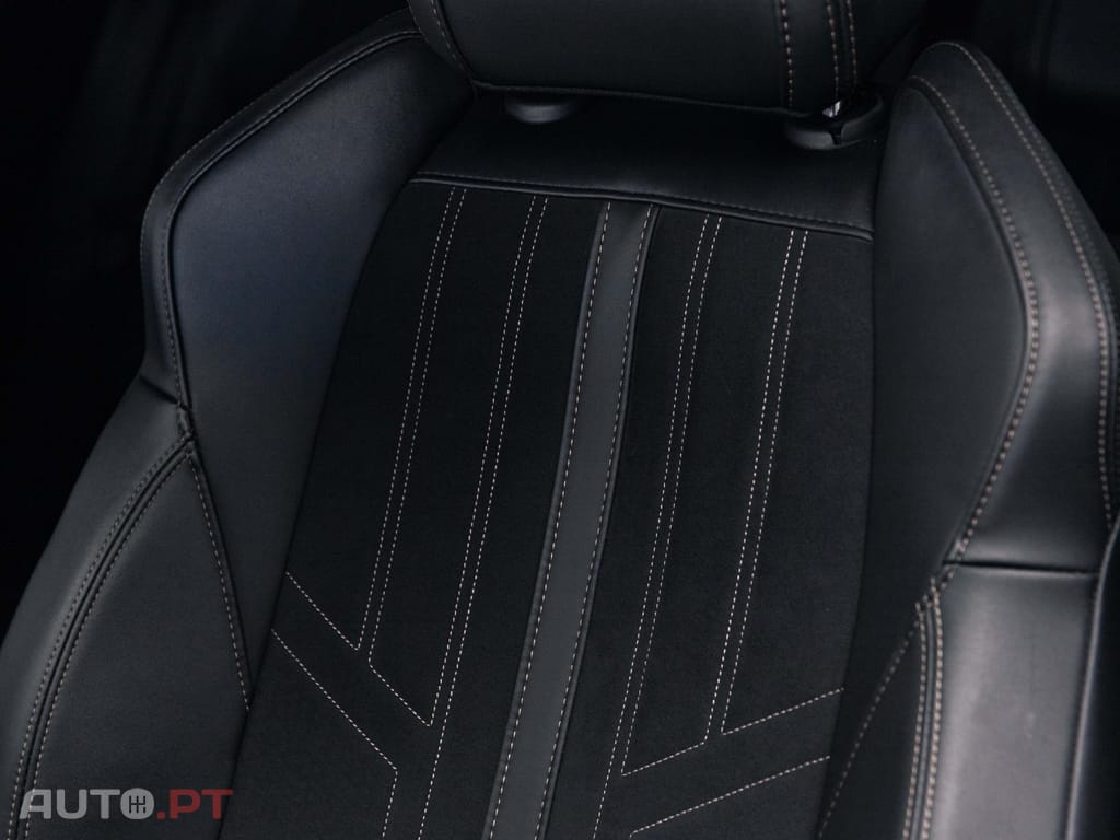 Peugeot 3008 1.5 BlueHDi GT EAT8