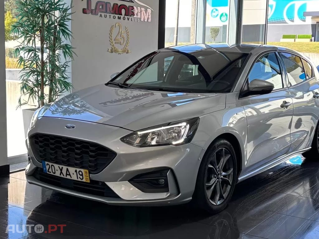 Ford Focus 1.5 TDCi EcoBlue ST-Line X
