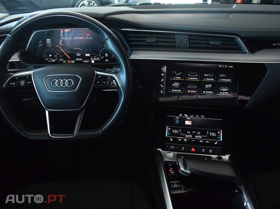 Audi E-Tron 55 quattro Advanced
