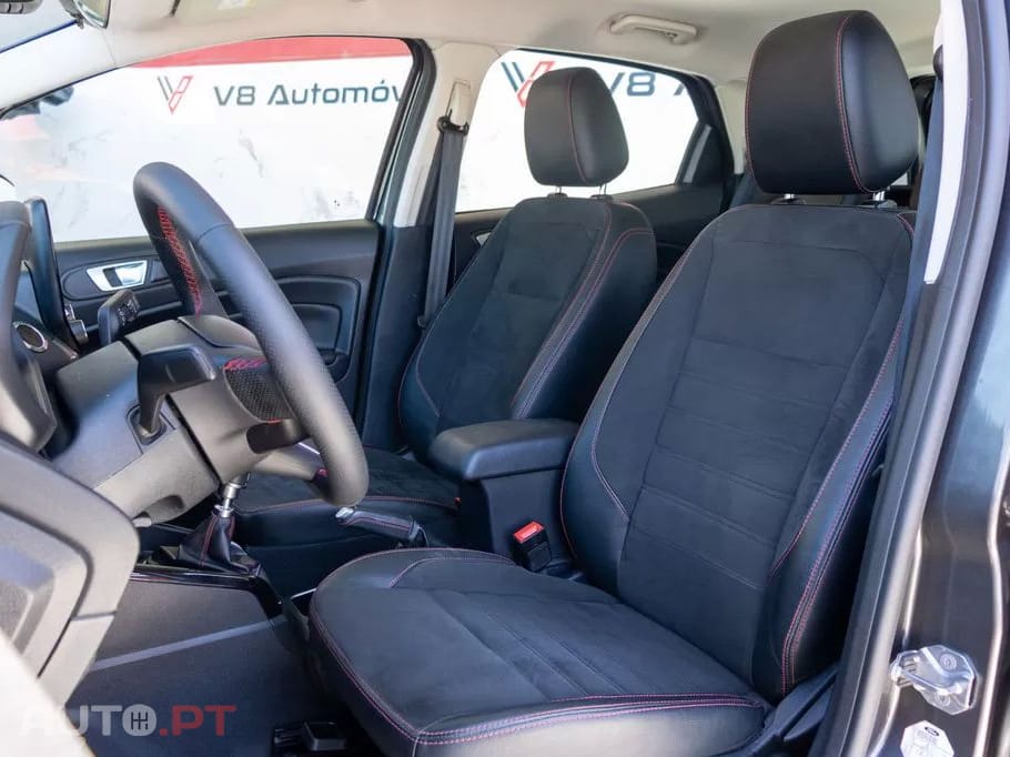 Ford EcoSport 1.0 EcoBoost ST-LINE