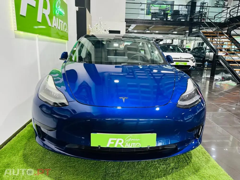Tesla Model 3 Long Range Tração Traseira