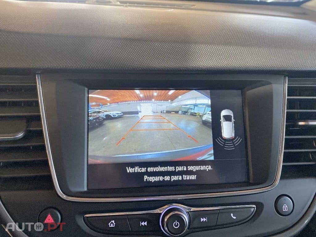 Opel Crossland  1.2 T Design Tech