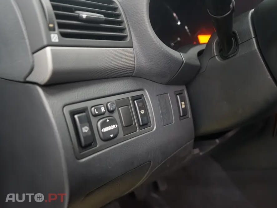 Toyota Avensis 2.0 D-4D Exclusive