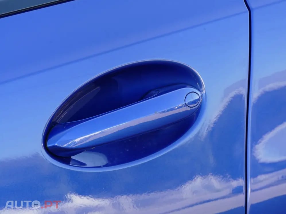 BMW 330 e Pack Desportivo M Auto