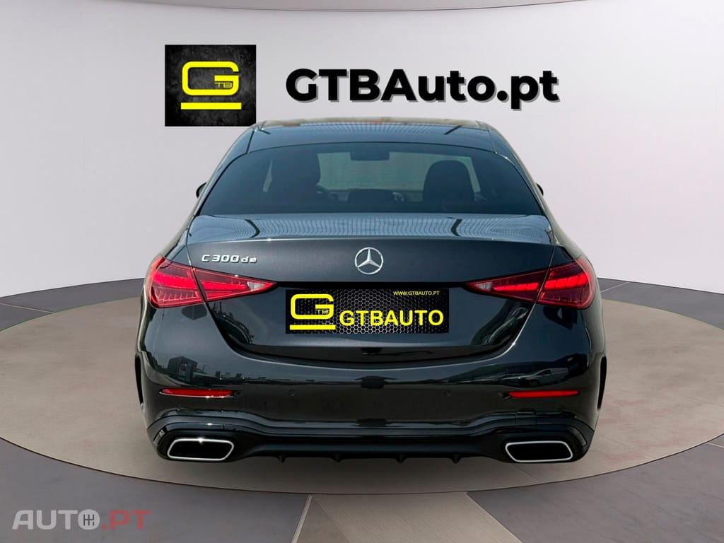 Mercedes-Benz C 300 de AMG Line I.V.A DEDUTIVEL 