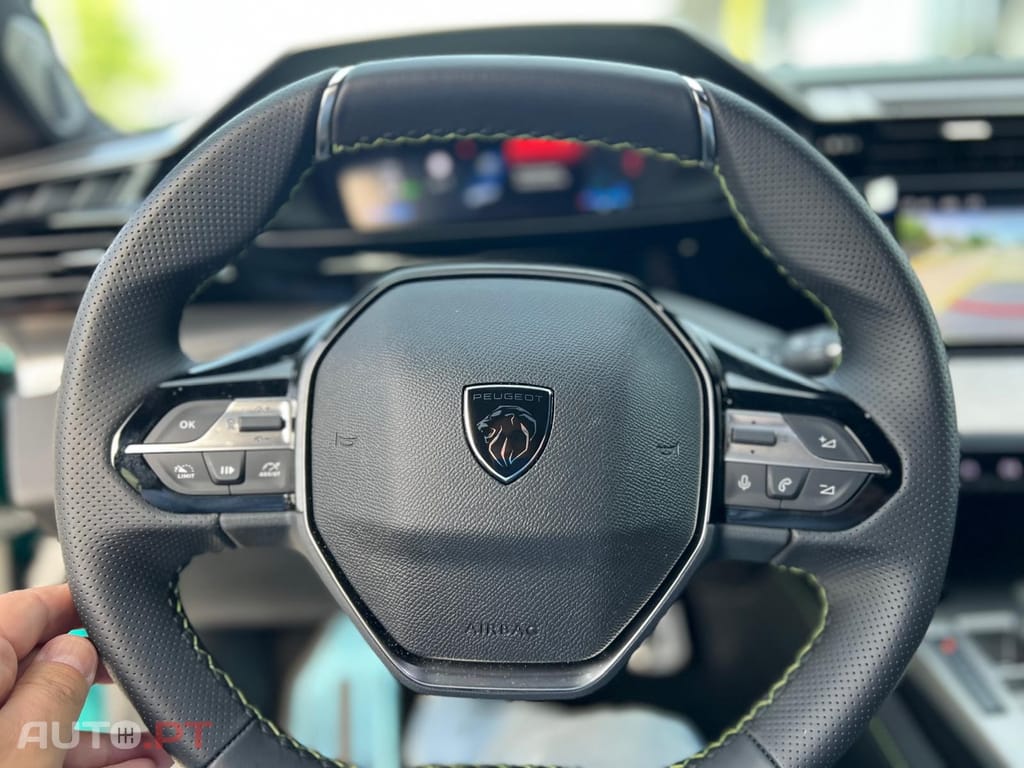 Peugeot E-308 54 kWh GT