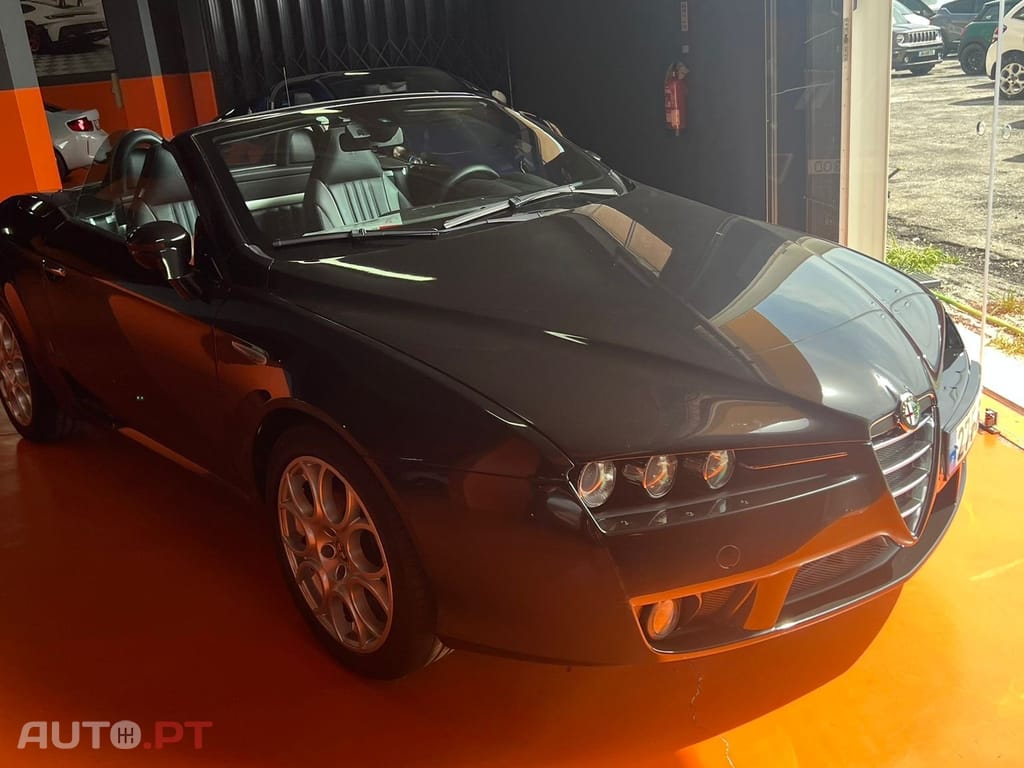 Alfa Romeo Spider 2.2 JTS