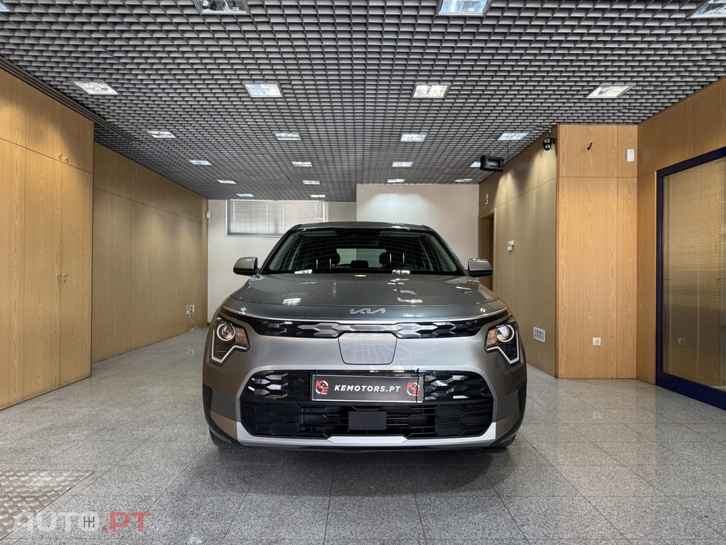 Kia Niro 64kWh Drive