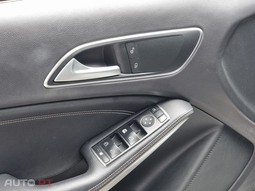 Mercedes-Benz A 180 Dynamic Edition