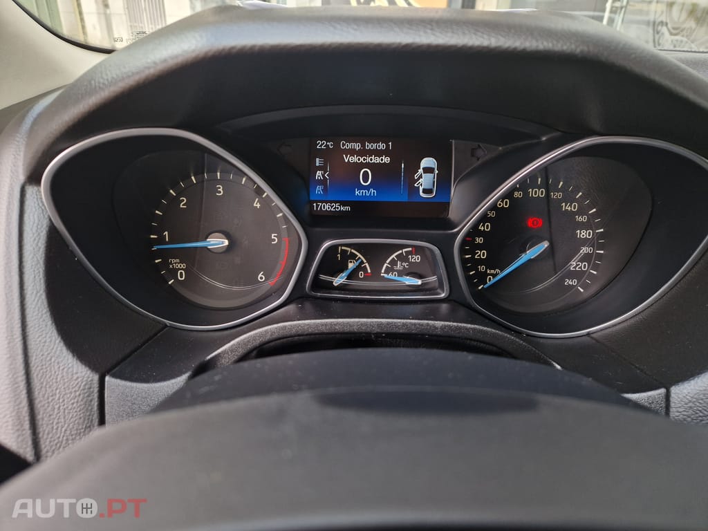 Ford Focus SW TITANIUM