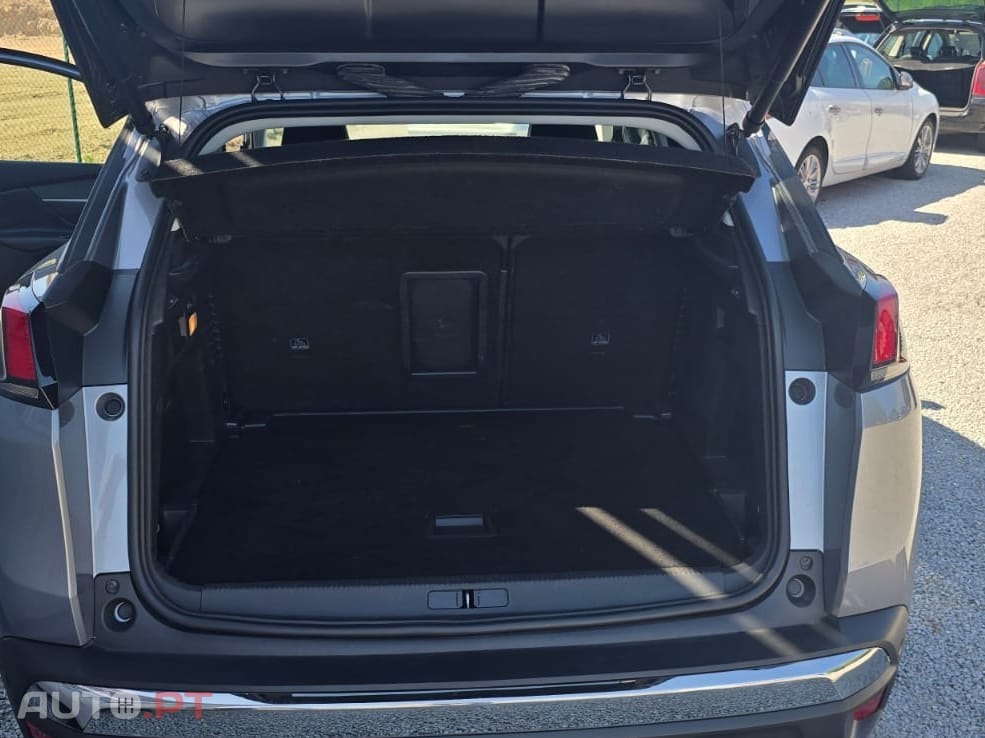 Peugeot 3008 1.5 BlueHDi Allure