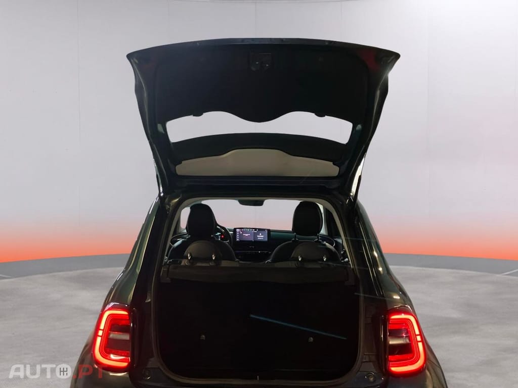 Fiat 500e Icon Plus 42 KWh