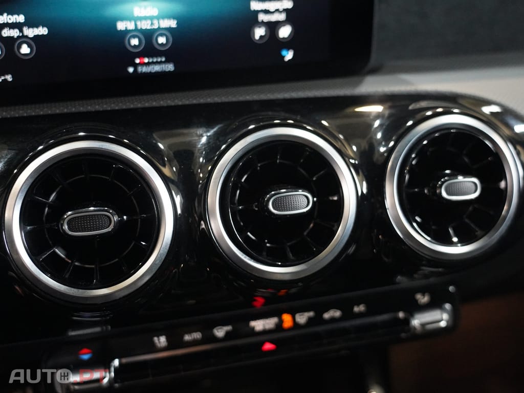 Mercedes-Benz A 180 d AMG Line
