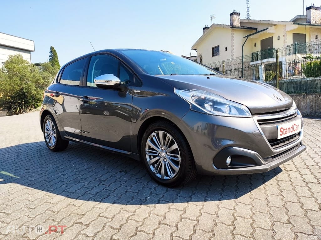 Peugeot 208 1.6 BlueHDi Style