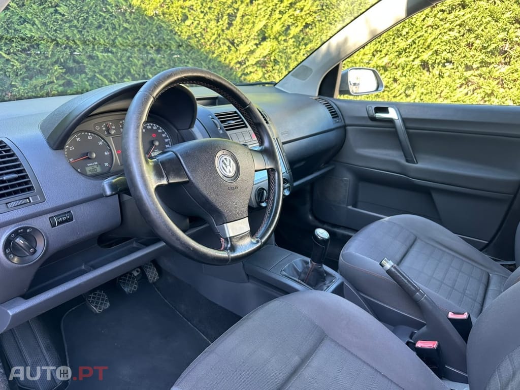 Volkswagen Polo 1.2 Confortline AC — fotografia 6